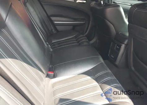 2019 Chrysler 300 300S из США, поврежденный, VIN 2C3CCABG9KH515733